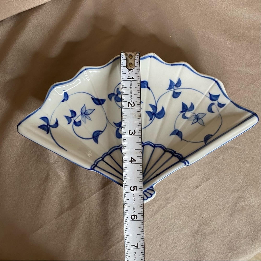 Vintage Porcelain Fan Decorative Plate - Picture 7 of 7